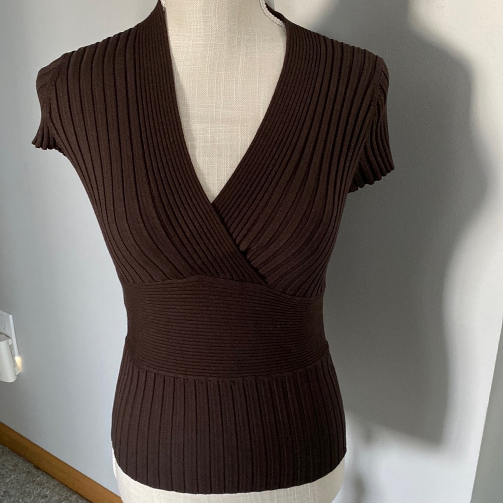 New Brown cropped sweater by WR Studio